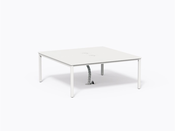 Table conférence Allais 72 x 72 en Stratifié blanc