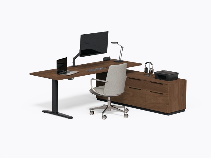 Bureau assis-debout exécutif Gale 84" x 72" en Noyer