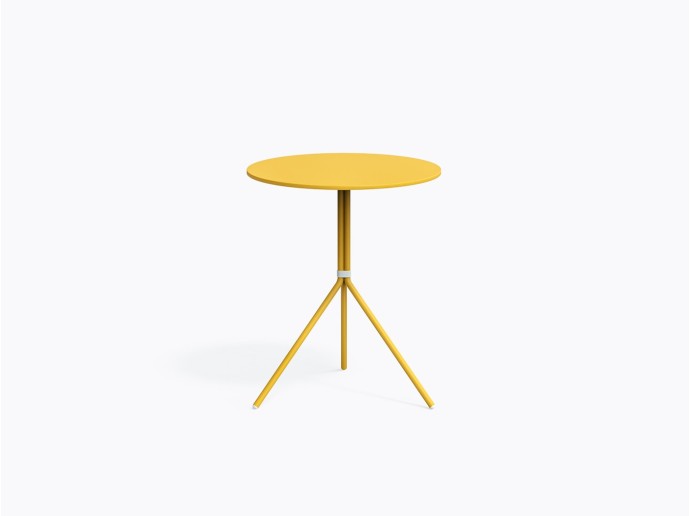Nolita 5453 Table in Yellow Gi100e