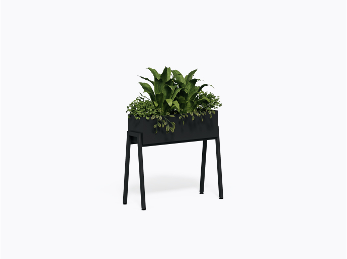 Arrow Planter - 36" in Black